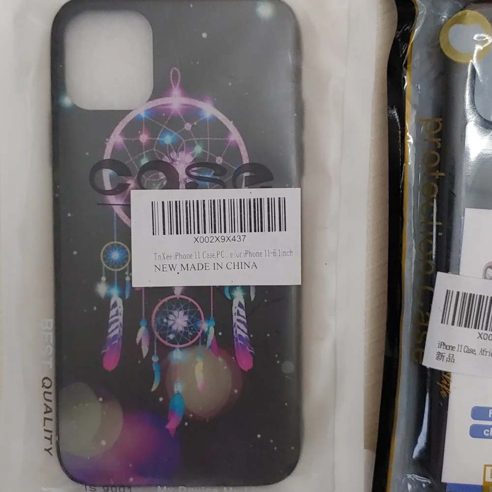 Cellphone case and accessories bundle